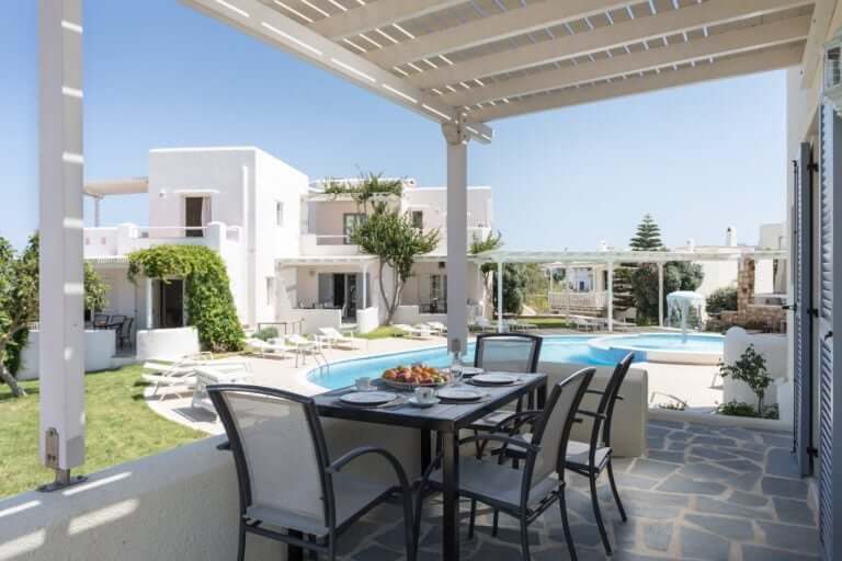 Sea View Maisonette with Private Jacuzzi